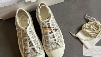 디올 DIOR 워크앤디올 플랫폼 그레이 스니커즈 오블리크 자수 로우탑 KCK385OBE SIZE 35~40 @ 굽 5cm 검수사진 ☆☆☆☆☆ #폭스샵