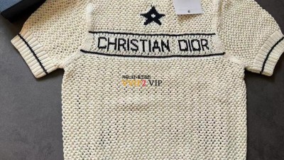 디올 DIOR 펀칭 코튼 니트 반소매 스웨터 SIZE 36 38 40 @ 면 100% 검수사진 ☆☆☆☆☆ #타지아