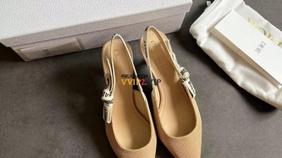디올 JADIOR 자디올 발레리나 슬링백 펌프스 힐 SIZE 35 35.5 36 36.5 37 37.5 38 38.5 39 40 41 @ 굽 1cm / 6.5cm / 10cm 검수사진 ☆☆☆☆☆ #해피샵