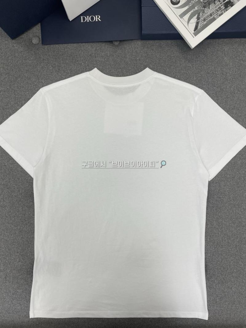 d4c38bedbe599538d53abe248cc52ef8_1748599347_4615.jpg