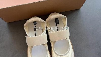 미우미우 타이어 벨크로 발레리나 슈즈 5F416E_D7C_F0304_F_005 35~40 검수사진