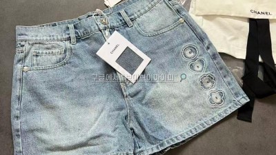 샤넬 25SS 코코비치컬렉션 CC로고 자수 쇼트 청바지 블루 반바지 P78558 34 36 38 검수사진 #타지아