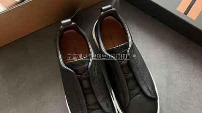 [제냐] FW25 남성 스니커즈 LHCVOS4667ZNAV 검수사진
