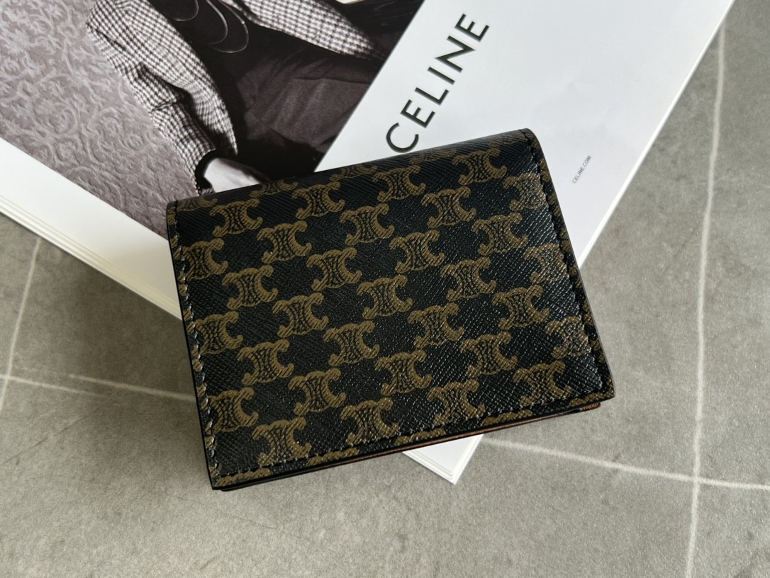 셀린느 CELINE 트리오페 캔버스 비지니스 카드홀더지갑 10E242BZ9.04LU SIZE 10*8*3cm ☆☆☆☆☆ #신공장