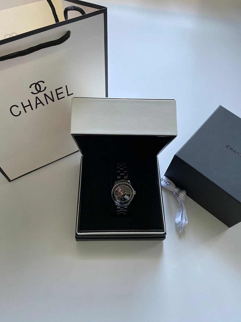샤넬 CHANEL J12 리미티드 에디션 레인보우 일렉트로 H7121 33MM + 스위스 ETA 쿼츠 무브먼트 ☆☆☆☆☆ #신공장