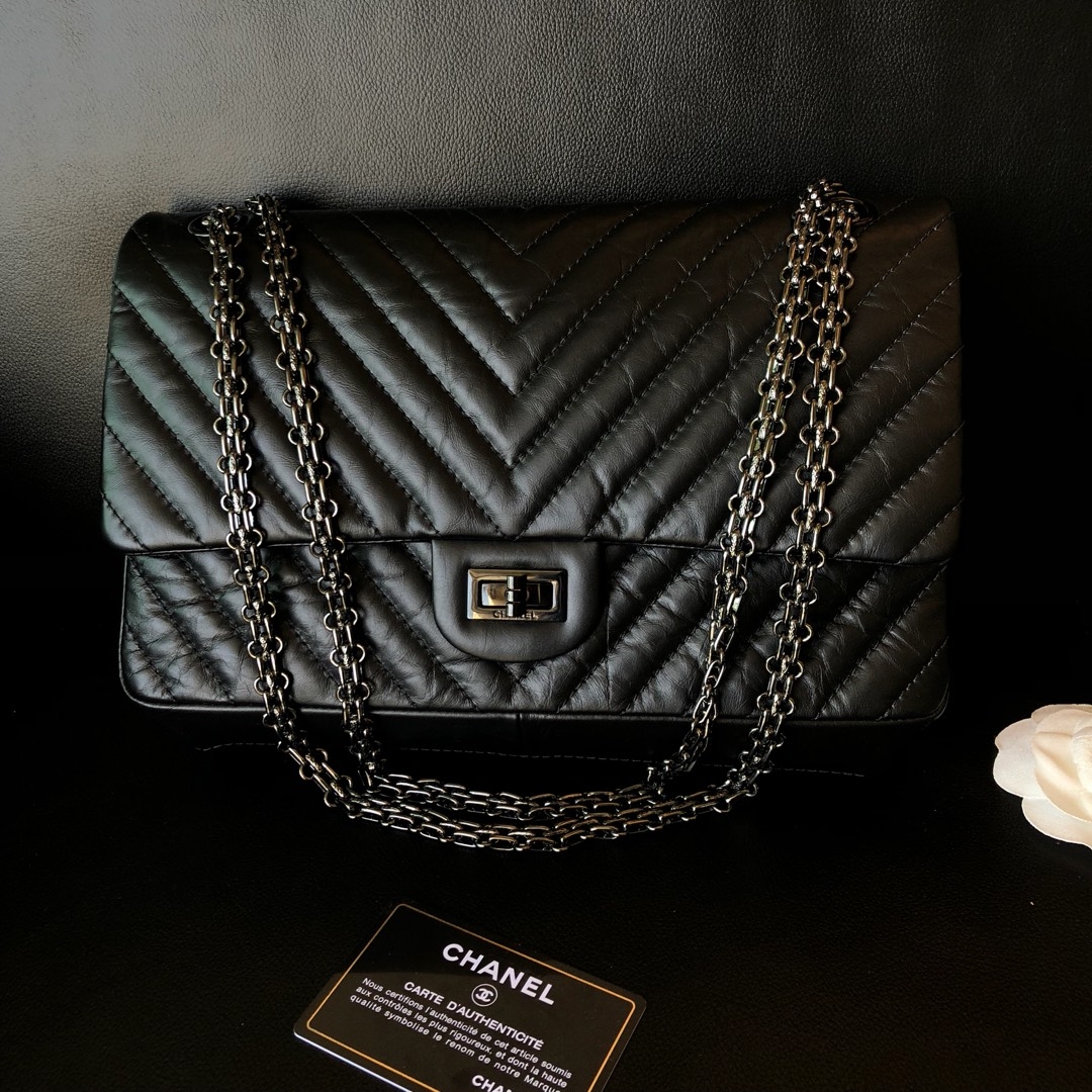 샤넬 CHANEL 2.55 빈티지 쉐브론 쏘블랙 올블랙 라지 구미듐 플랩백 A37587 SIZE 28cm ☆☆☆☆☆ #티무역