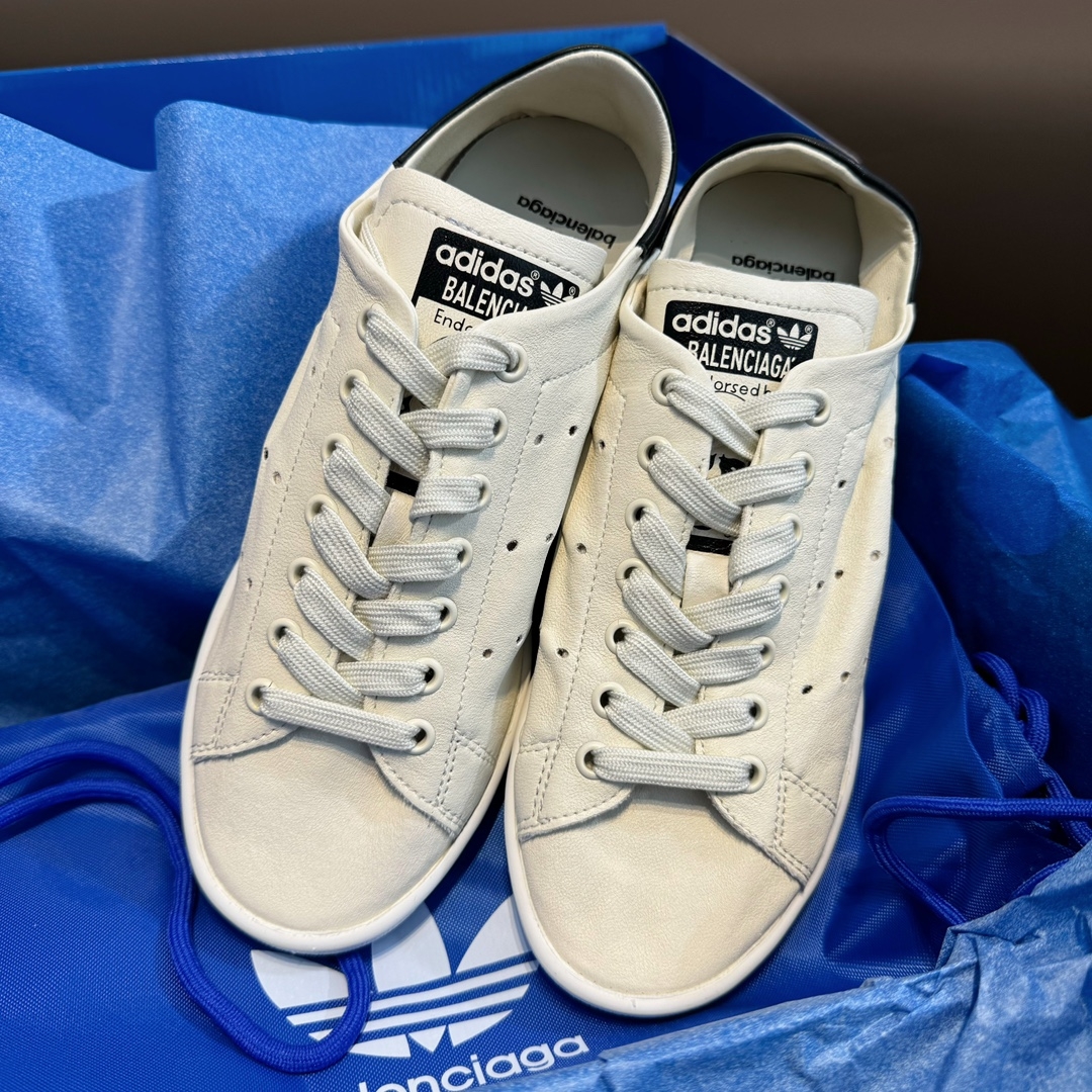 Balenciaga 발렌시아가 x 아디다스 스탠 스미스 오프 화이트 스니커즈 운동화 SIZE 35~40 ☆☆☆☆☆
