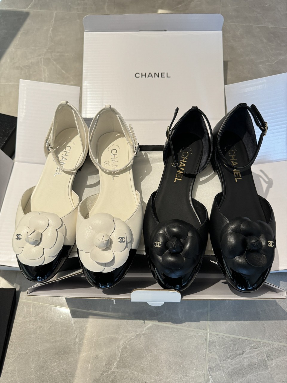 샤넬 CHANEL 24SS 까멜리아 여성 스트랩 샌들 SIZE 35~40 ☆☆☆☆☆