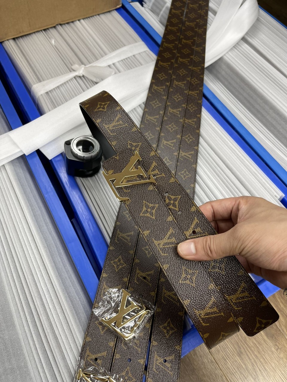 루이비통 루이뷔통 LOUIS VUITTON LV M0566 LV 이니셜 40MM 리버서블 벨트 SIZE 85 90 95 100 105 ☆☆☆☆☆ #vvip공장