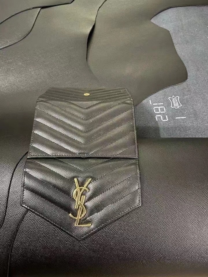 생로랑 SAINT LAURENT 모노그램 엔벨로프 플랩 지갑 블랙 골드 414404BOWO11000 13x9cm #vvip공장