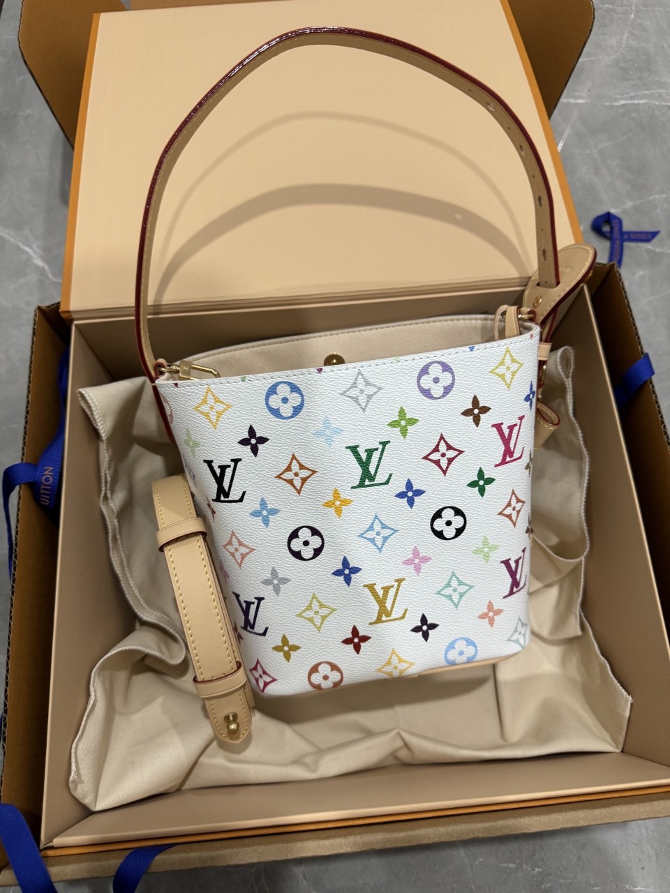 루이비통 LV x TM 올인 BB 버킷백 M13089 16x18x13cm #vvip공장
