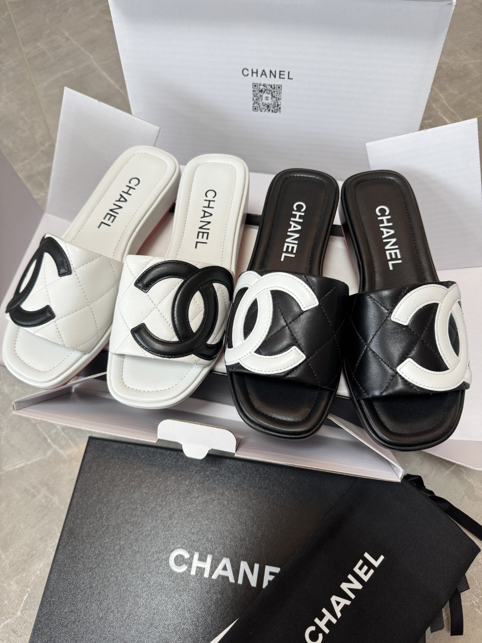 샤넬 CHANEL 가죽 뮬 슬리퍼 35~40