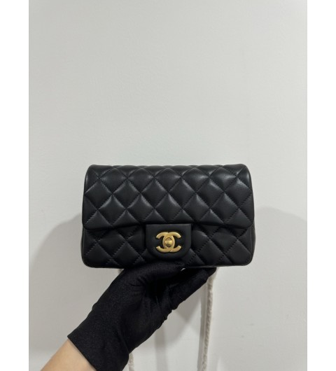 샤넬 클래식 뉴미니 플랩백 램스킨 블랙 금장 A69900 Y04059 94305 20cm #vvip공장