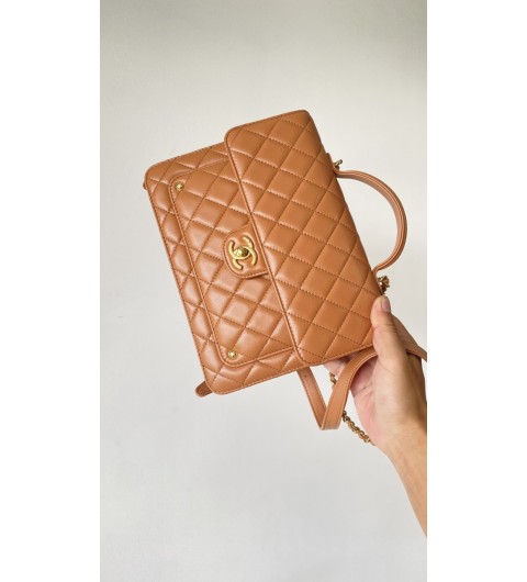 샤넬 25SS 램스킨 백팩 마롱 AS5704 18x23x6cm #티무역