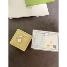 반클리프앤아펠 Van Cleef & Arpels 기요세 빈티지 알함브라 목걸이 화이트골드 4cm 연장 #18k비밀공방