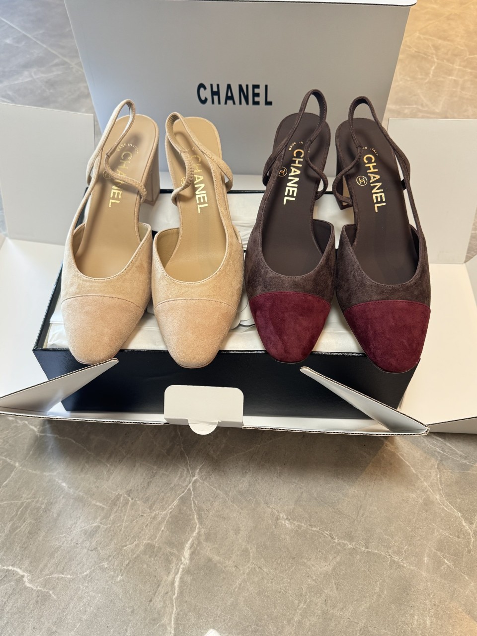 Chanel 샤넬 CC 로고 스웨이드 슬링백 2컬러 25FW G34318 35~40