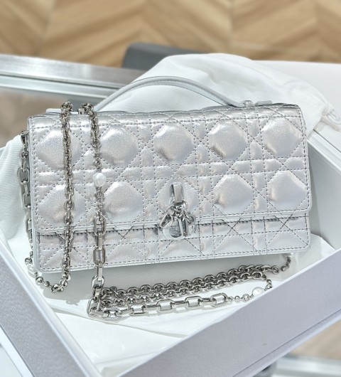 디올 미스 디올 미니백 S0980ONMJ-M030 21x11.5x4.5cm #여왕샵