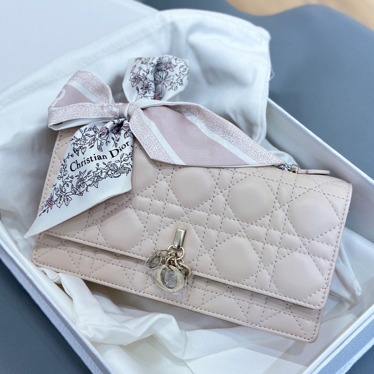 디올 미스 디올 미니백 S0980ONMJ-M030 21x11.5x4.5cm #여왕샵