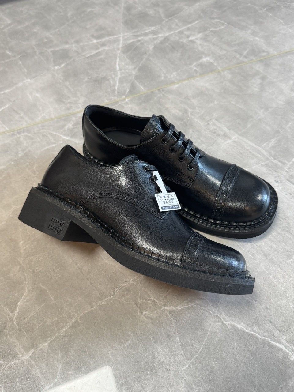 미우미우 (Miu Miu) 가죽 레이스 더비 슈즈 블랙 35~40 굽 2.5cm