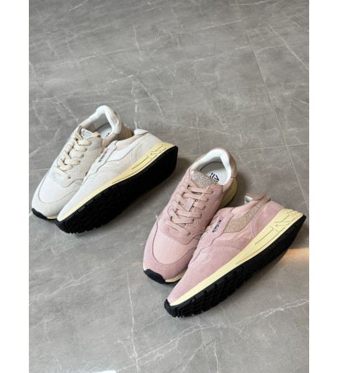 오트리 (Autry) 메달리스트 로우 고트스킨 스니커즈 35~40 굽 3.5cm