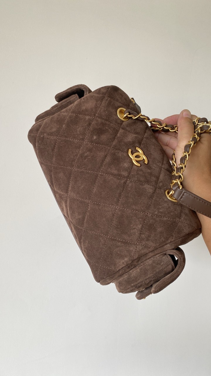 샤넬 CHANEL 스웨이드 퀼팅 체인 숄더백 15.5x24x11.5cm #티무역