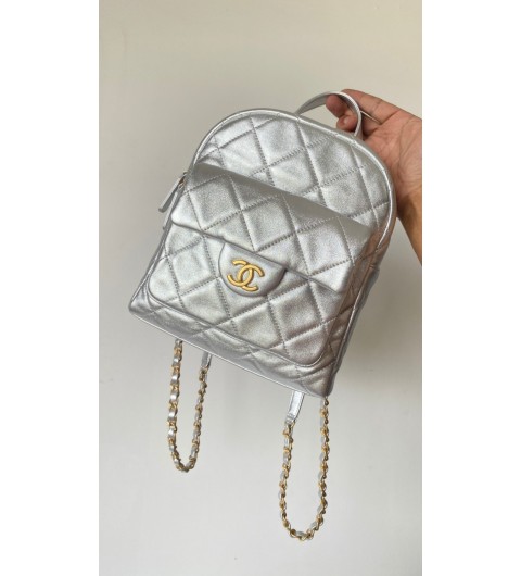 샤넬 백팩 골드 메탈 실버 AS5793 B22037 94305 22x22.5x8.5cm #티무역