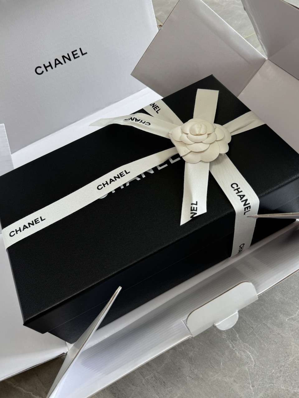Chanel 샤넬 CC 로고 스트랩 레더 하이힐 샌들 25FW G46657 35~40 굽 8.5cm