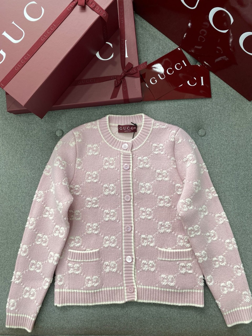 구찌 25 GG 울 부클레 자카드 가디건 (713300 XKELE 6011) S M L