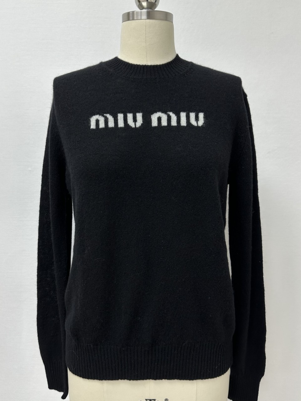 [미우미우] 여성 로고 울 캐시미어 니트 MML808 13K1 F0002 /1 36 38 40 #타지아