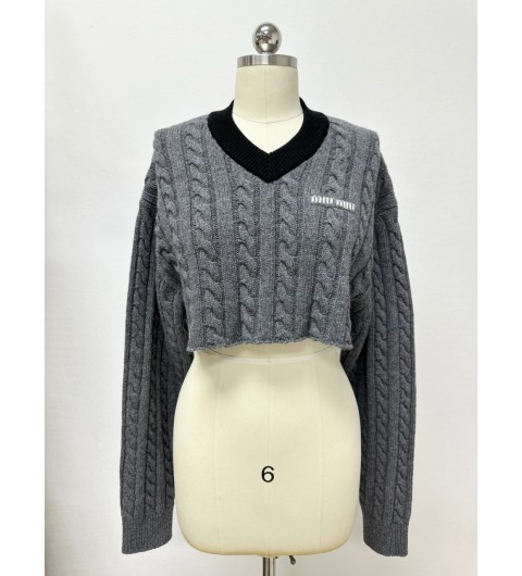 미우미우 (Miu Miu) 케이블 니트 크롭 스웨터 36 38 40 #타지아