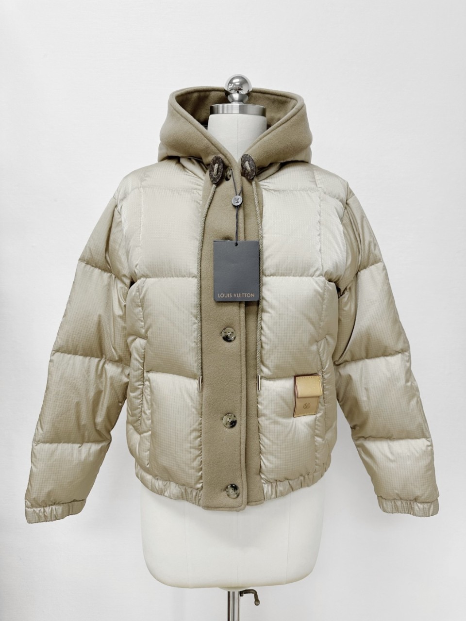 루이비통 LOUIS VUITTON 후디드 티드 립스톱 재킷 자켓 36 38 40 #타지아