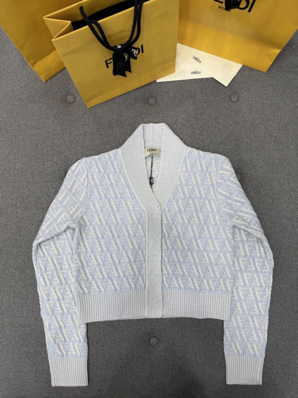 25SS 펜디 여성 플로트 FF 가디건 + 스커트 파우더블루 FZE504ATPLF1R0P 38 40 42