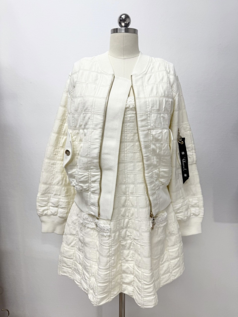 샤넬 25FW 25B 집업 블루종 자켓 봄버 항공 점퍼 재킷 자켓 코튼 실크 화이트 P80134 36 38 40 #타지아