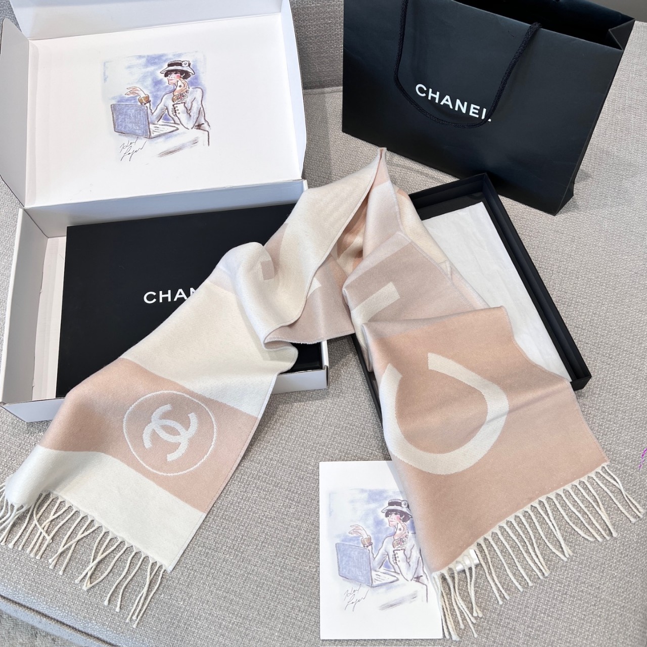 샤넬 CHANEL 코튼 울 로고 스카프 머플러 177.5x31.6cm 코튼울 100%