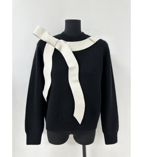 샤넬 2025 가을/겨울 시즌의 샤넬 리본 니트 스웨터 36 38 40 #타지아