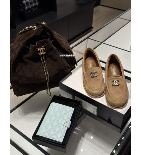 샤넬25A 시어링 로퍼 모카신 cc로고 스웨이드 베이지 G45886 35~40 #폭스샵