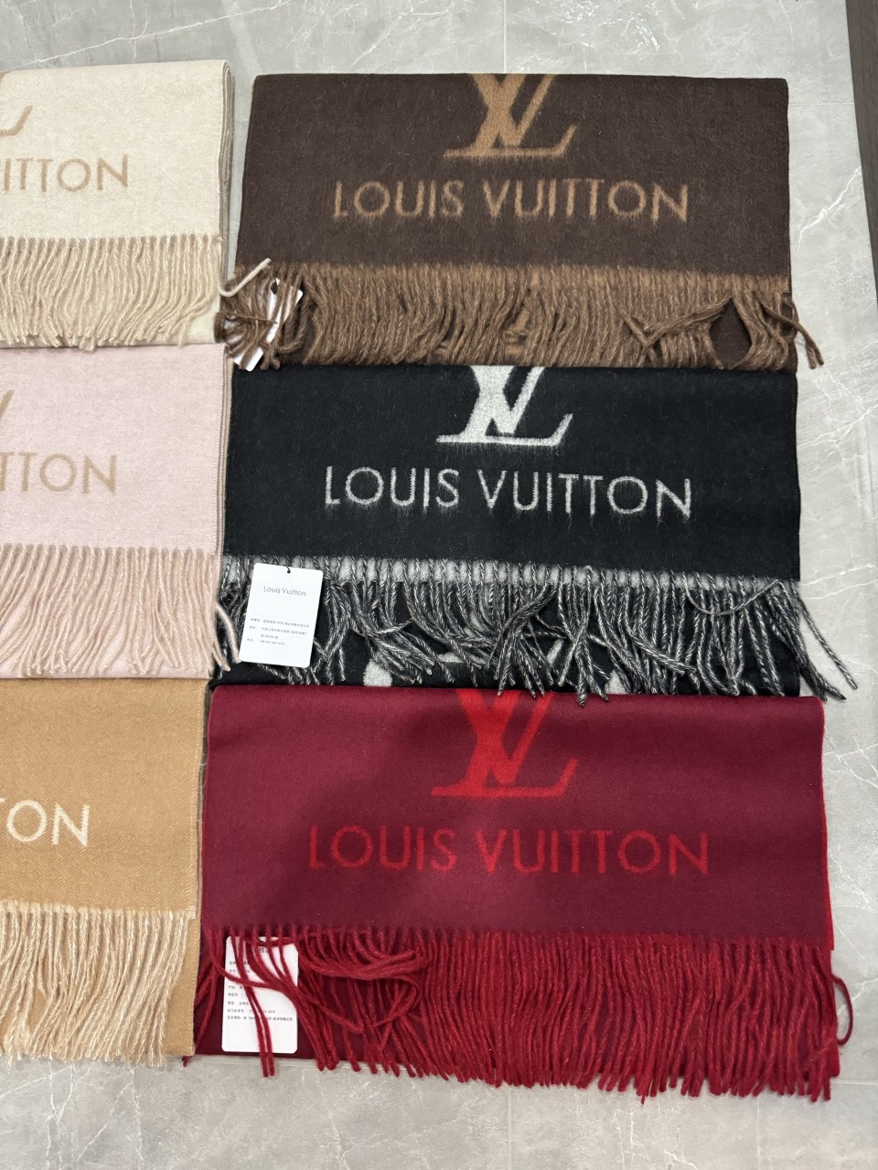 루이비통 M71040 레이캬비크 스카프 190*45cm #vvip공장