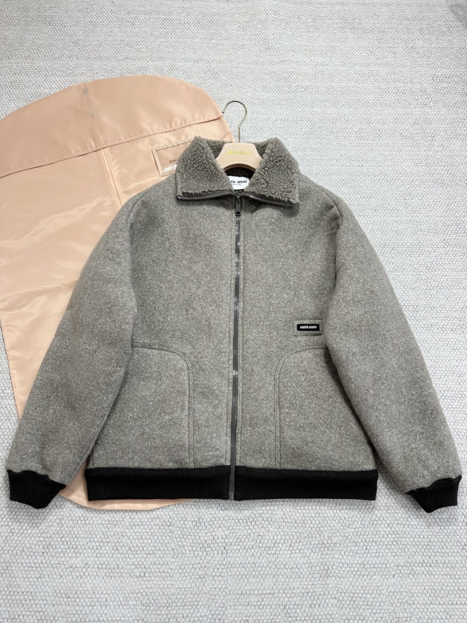 미우미우 플리스 봄버 자켓 ML1369SOOO17I1 36 38 40 #타지아
